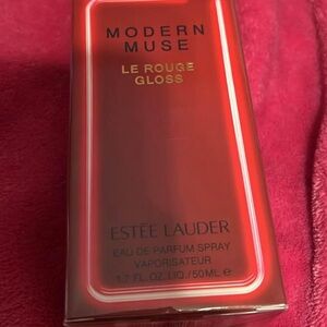 Estée Lauder Modern Muse Le Rouge Gloss unopened NIB